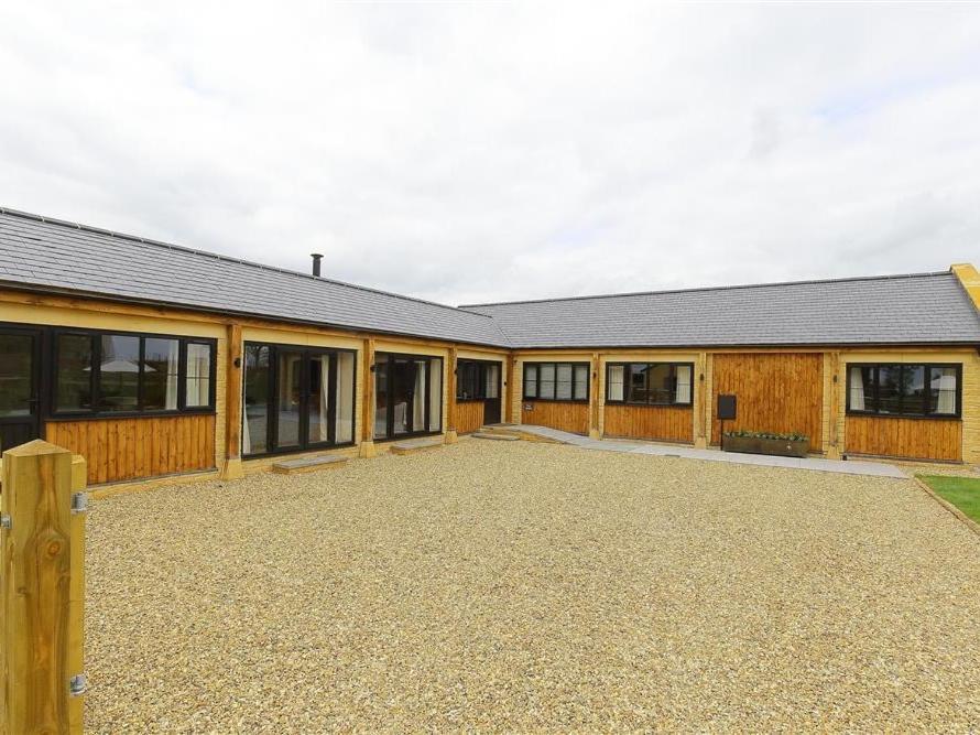 Vila Park Stables Wyck Rissington Exteriér fotografie
