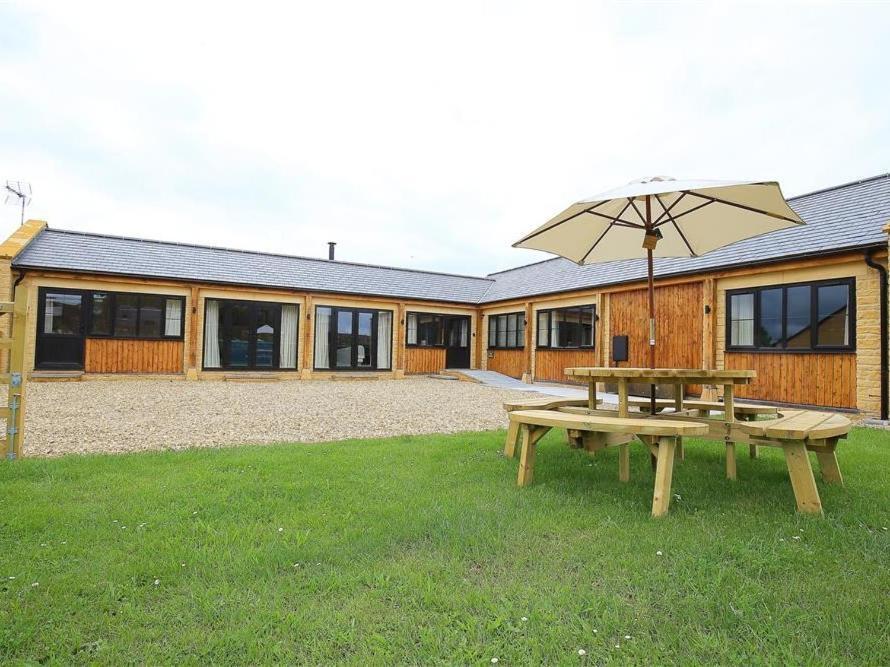 Vila Park Stables Wyck Rissington Exteriér fotografie